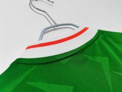 1990 home Ireland retro Fan version