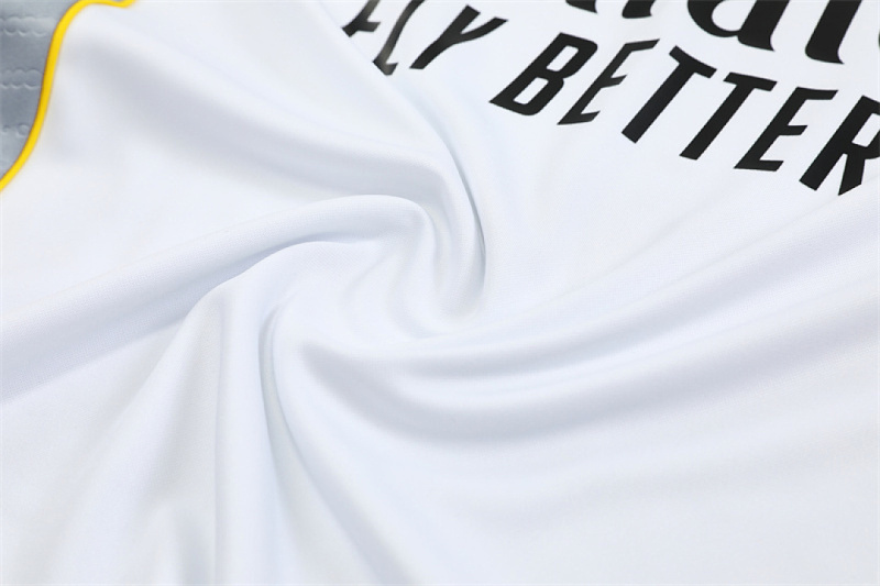 25-26 Real Madrid Half zip training suit set