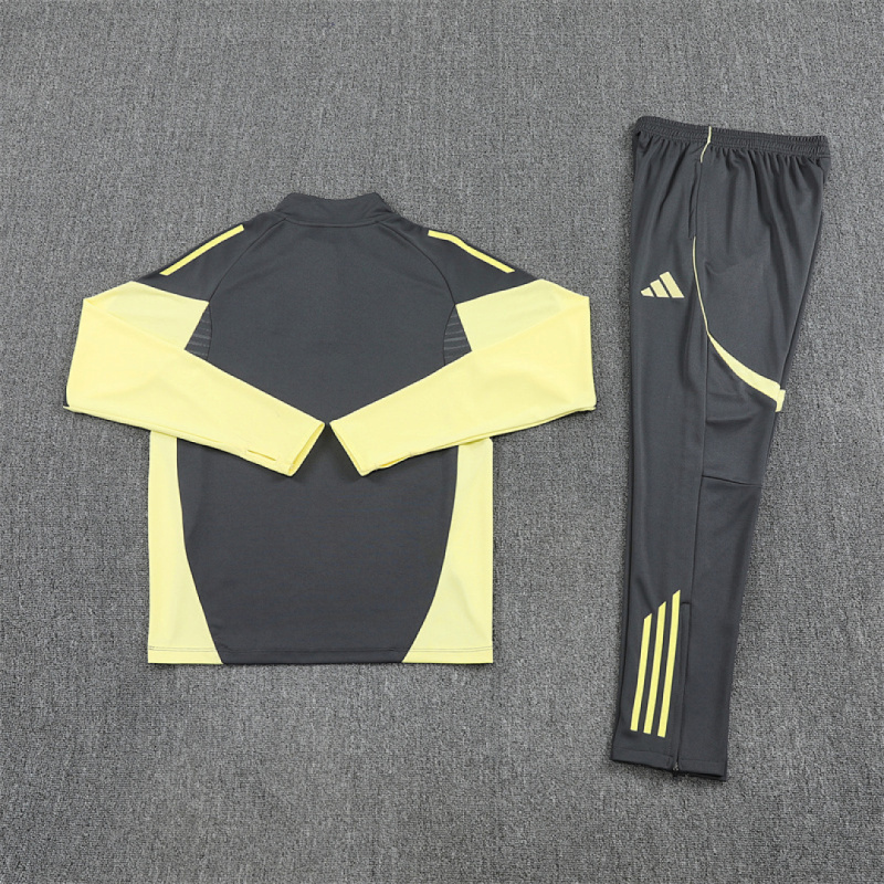 25-26 Real Madrid Half zip training suit set
