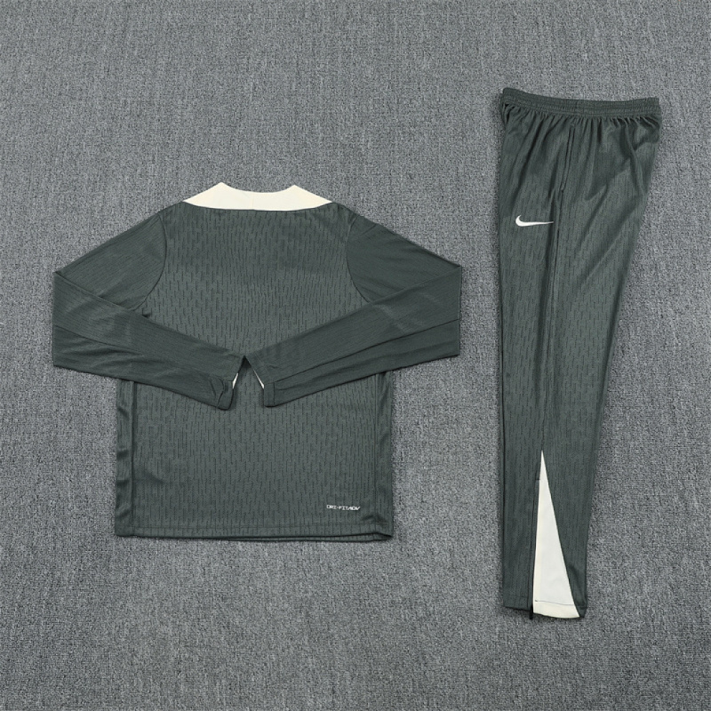 25-26 Chelsea Half zip training suit set