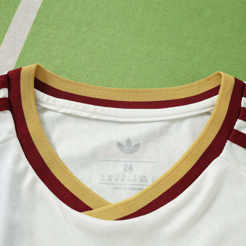 2026 FIFA World Cup Spain away Kids kit + free socks