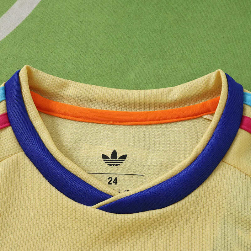 2026 FIFA World Cup Curaçao away Kids kit + free socks