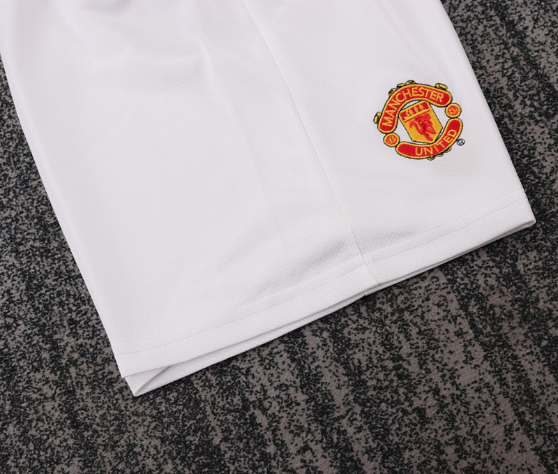 05-06 Manchester United home Kids kit