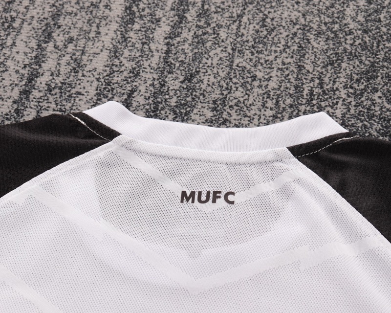11-12 Manchester United away Kids kit