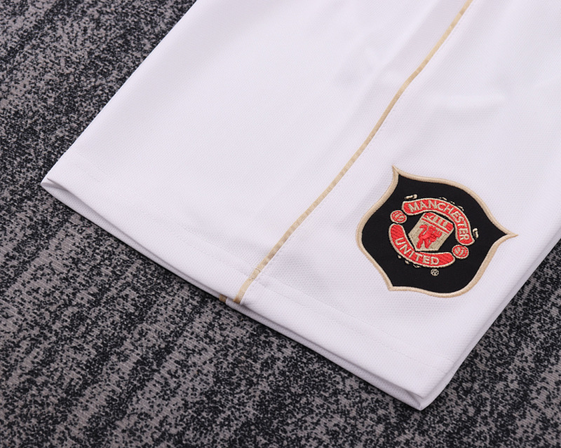 06-07 Manchester United home Kids kit