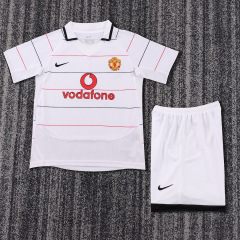 03-05 Manchester United third Kids kit