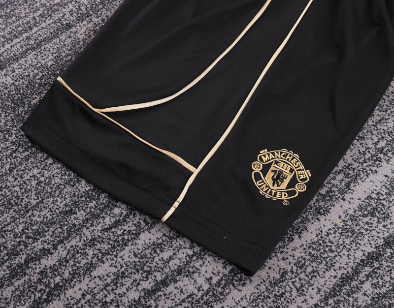 100th Manchester United Kids kit
