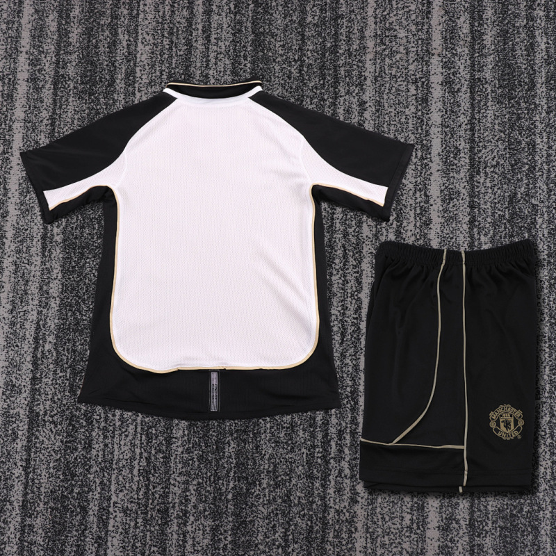 100th Manchester United Kids kit