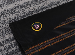 10-11 Chelsea away Kids kit
