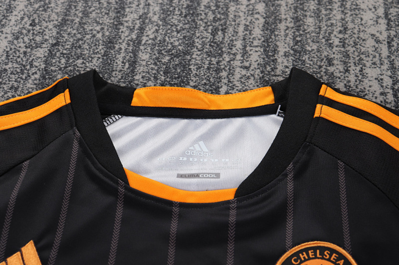 10-11 Chelsea away Kids kit