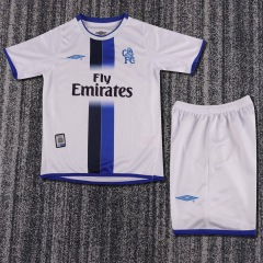 03-05 Chelsea away Kids kit