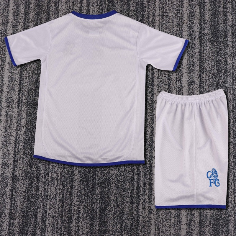 03-05 Chelsea away Kids kit