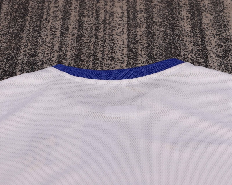 03-05 Chelsea away Kids kit