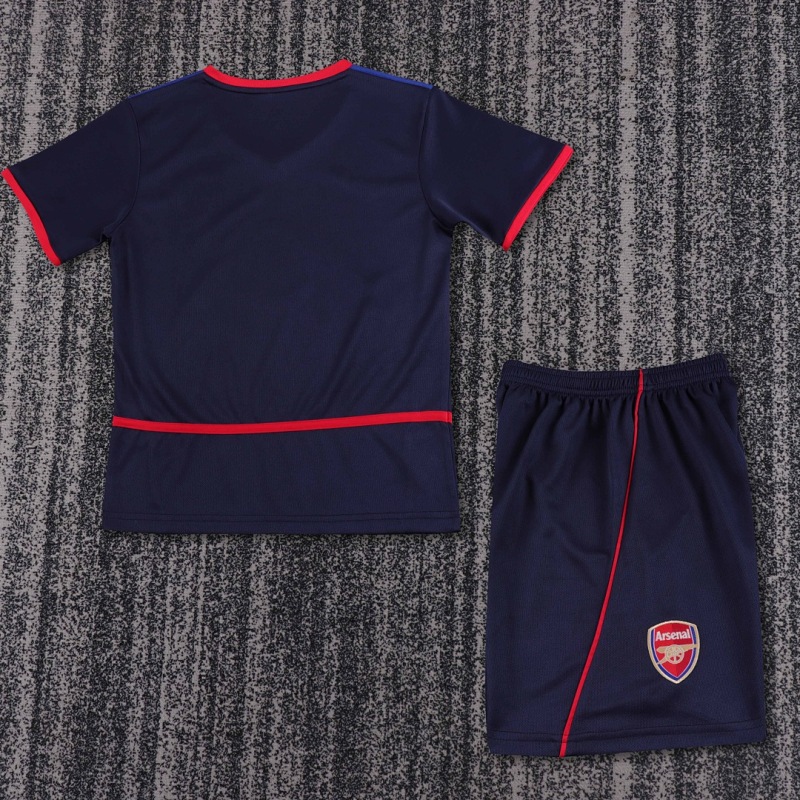 02-04 Arsenal away Kids Retro kit
