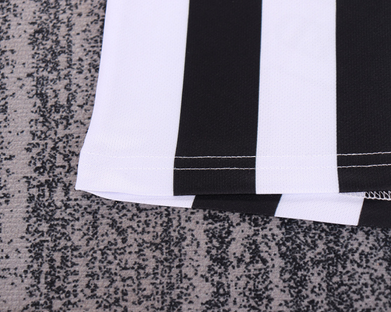 97-99 Newcastle United home Kids Retro kit