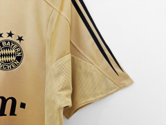 04-05 Bayern München away retro Fan version