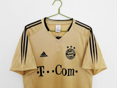 04-05 Bayern München away retro Fan version