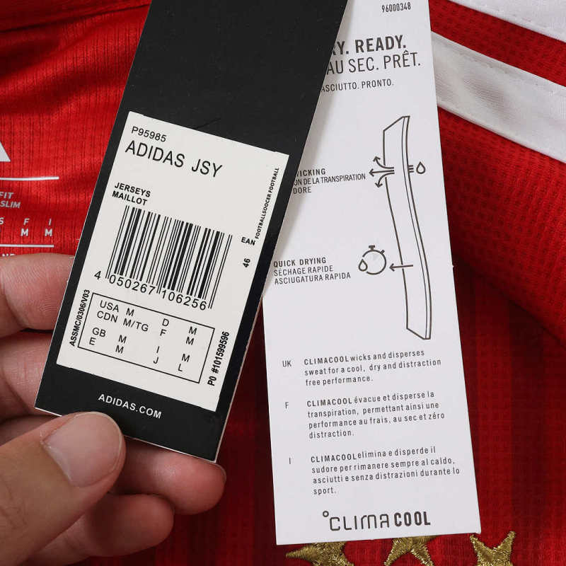 2627 season Fußball-Club Bayern München home Fan version