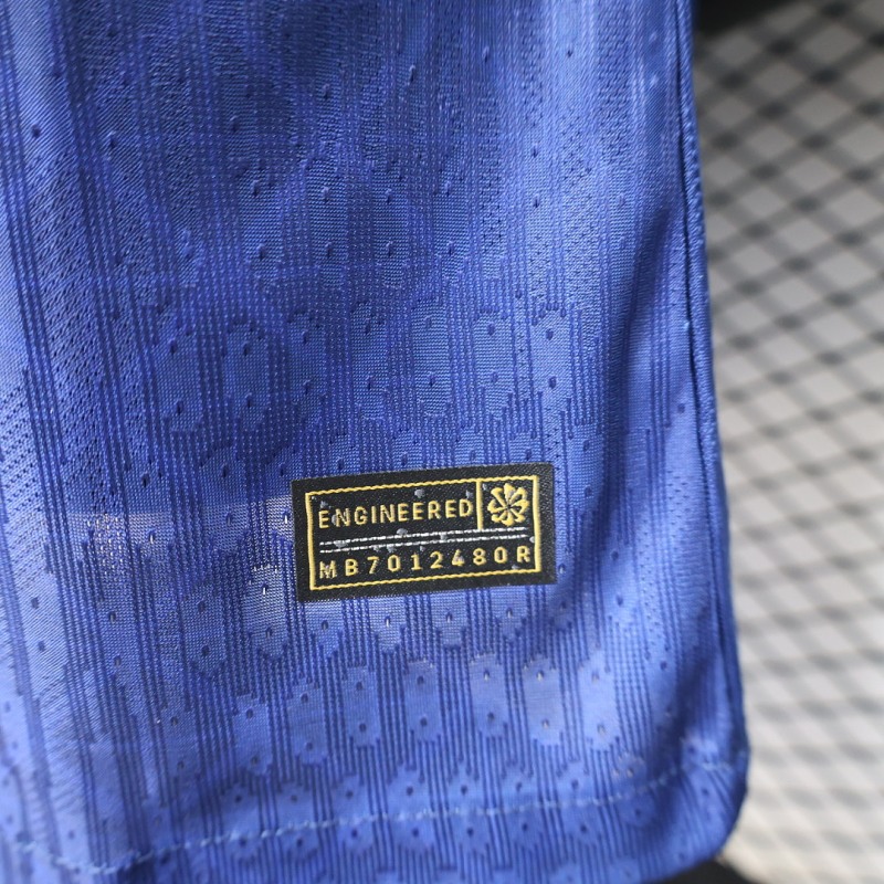 2526 Special Edition Paris Saint-Germain F.C. Player version
