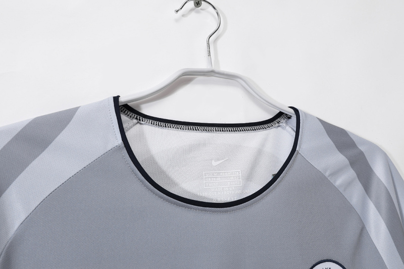 0102 season Paris Saint-Germain F.C. away retro Fan version