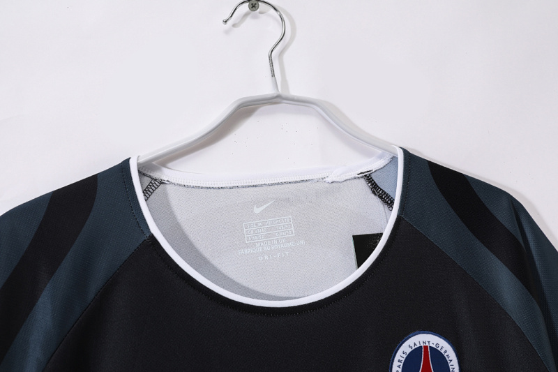 0102 season Paris Saint-Germain F.C. third retro Fan version