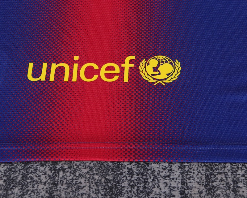 12-13 Barcelona home Kids Retro kit