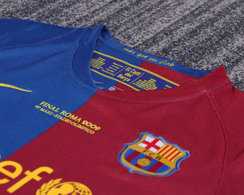 08-09 Barcelona home Kids Retro kit