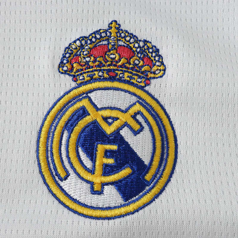2627 season Real Madrid CF home Kids kit + free socks