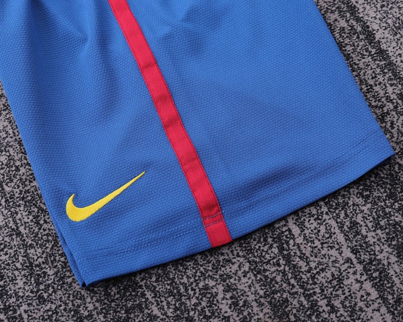 0607 Barcelona home Kids Retro kit