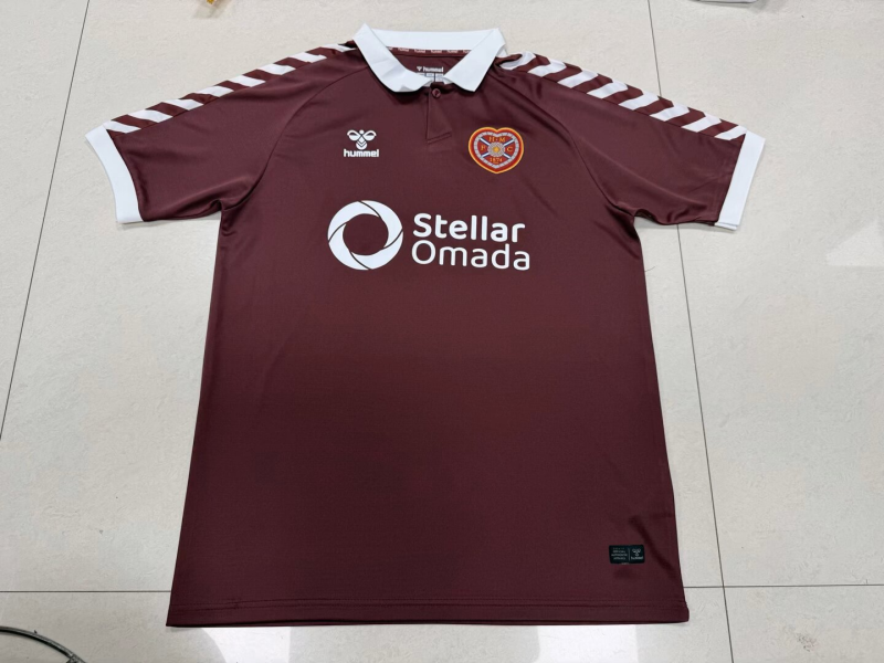 2627 season Hearts home Fan version