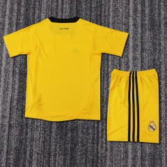 1112 Real Madrid Goalkeeper Kids Retro kit