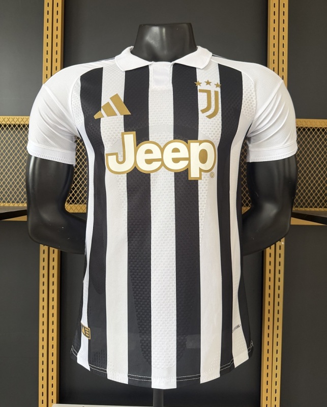 2627 Juventus home jersey Player version