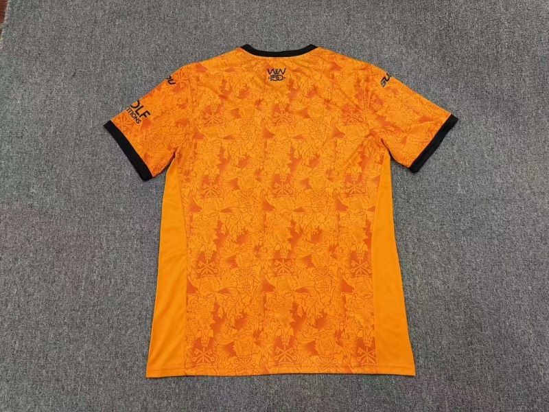 2627 season Wolves home Fan version