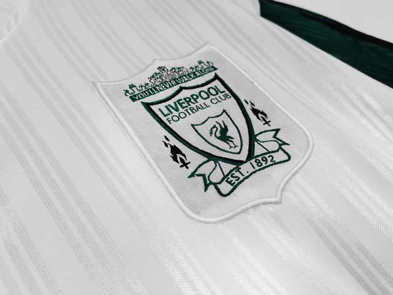 9596 Liverpool away retro Fan version