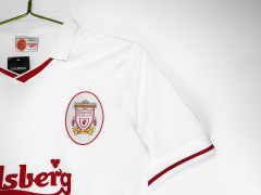 9697 Liverpool away retro Fan version