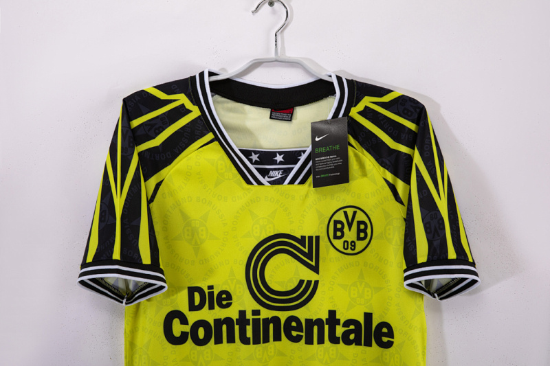 9495 Borussia Dortmund retro Fan version