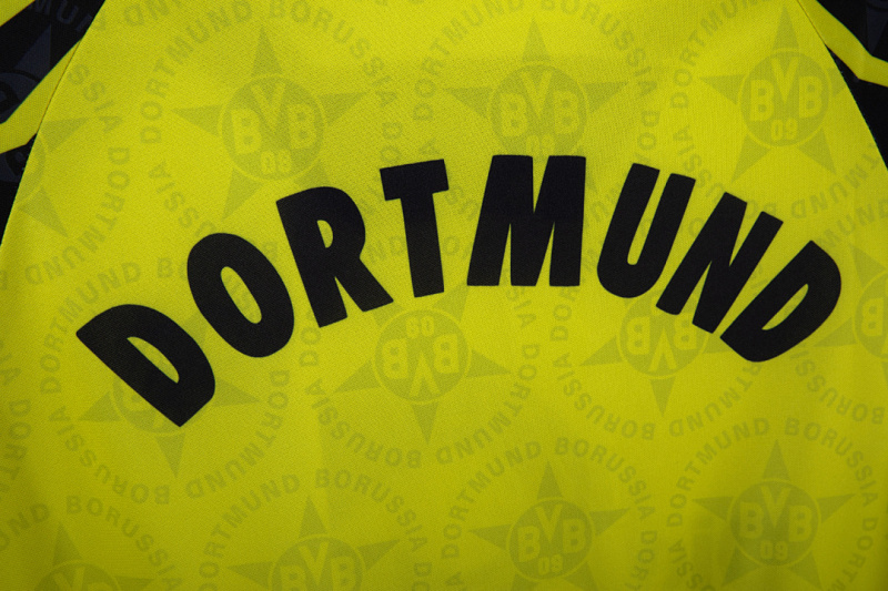 9495 Borussia Dortmund retro Fan version