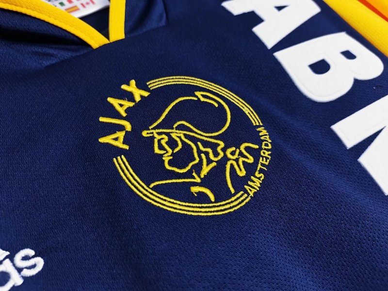 0001 Ajax away retro Fan version