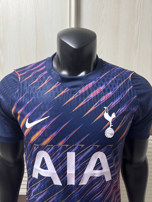 2627 season Tottenham away Player version