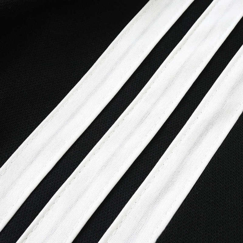 2627 season Manchester United F.C. home shorts