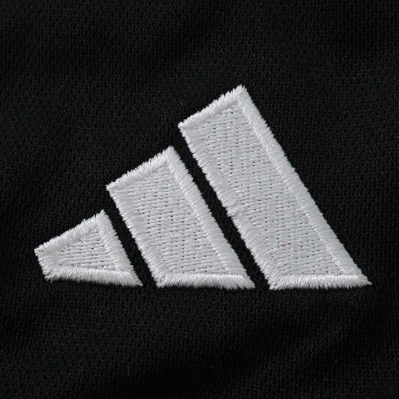 2627 season Manchester United F.C. home shorts