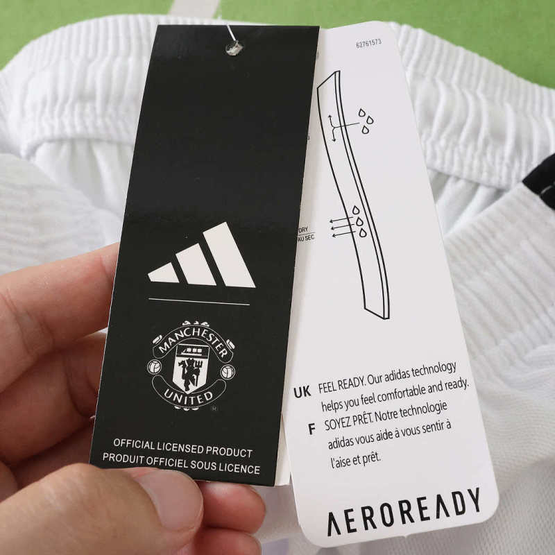 2627 season Manchester United F.C. home shorts