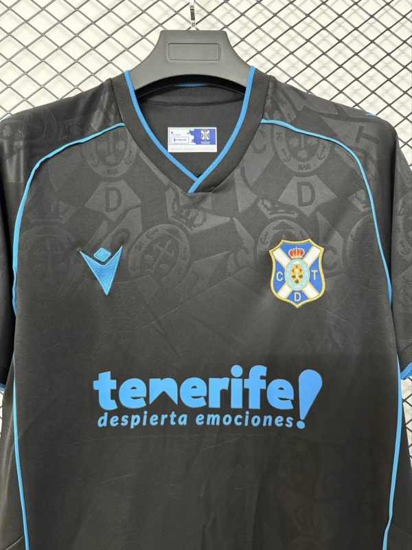 2627 season Tenerife away Fan version