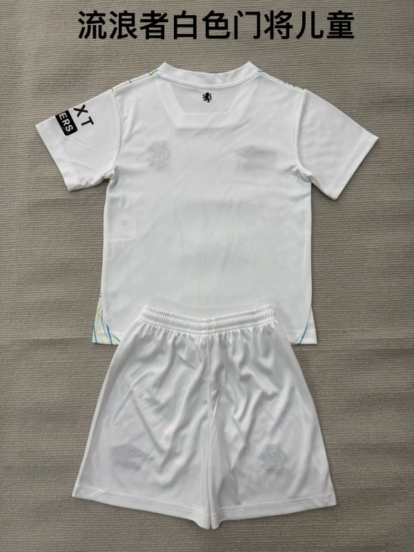 2627 season Glasgow Rangers Goalkeeper Kids kit + free socks