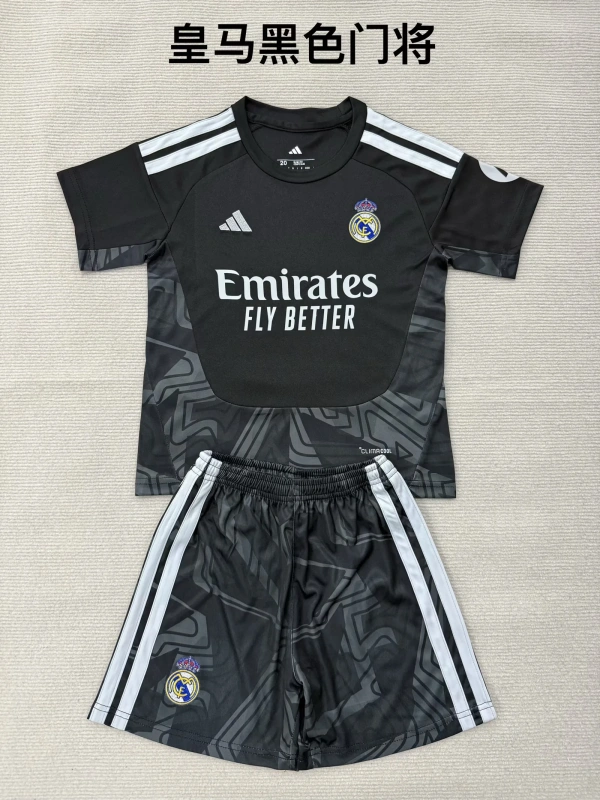 2627 season Real Madrid CF Goalkeeper Kids kit + free socks