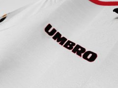 9899 Season Manchester United away retro Fan version