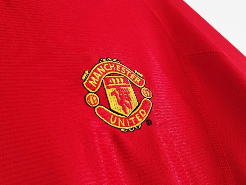 0002 Season Manchester United home retro Fan version