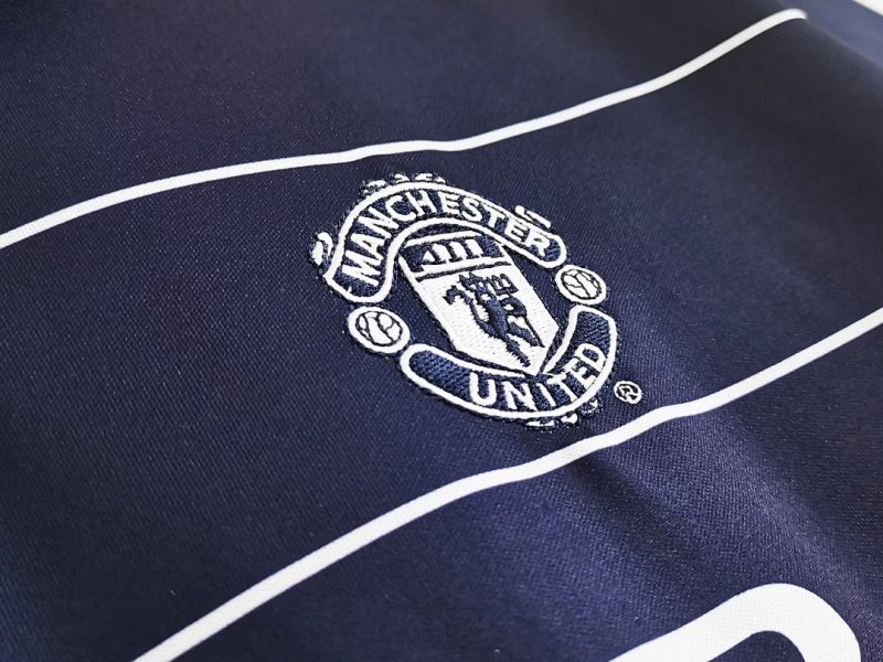 9900 Season Manchester United away retro Fan version