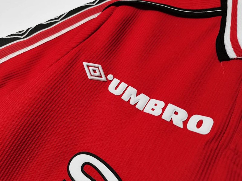 9899 Season Manchester United home retro Fan version