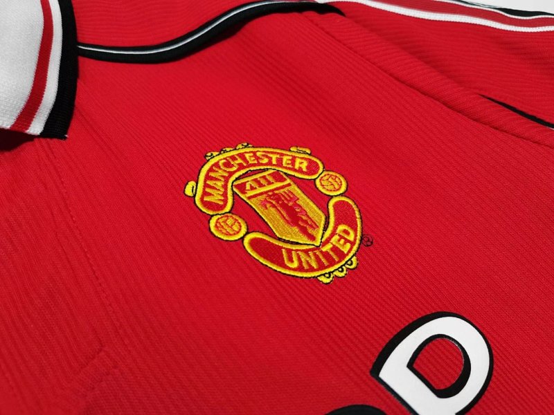 9899 Season Manchester United home retro Fan version